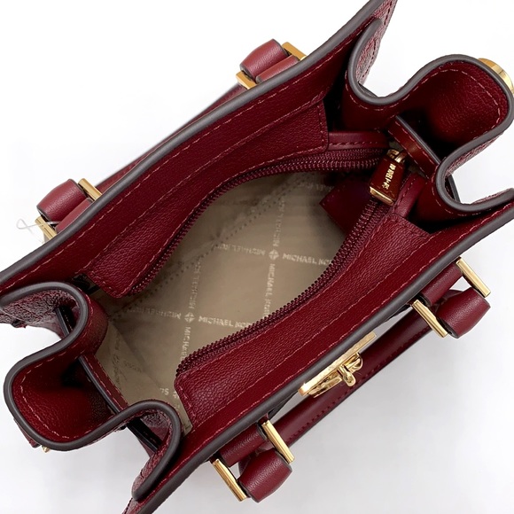 MICHAEL KORS HAMILTON XSMALL
SATCHEL CROSSBODY BAG DARK
CHERRY COLOR - Picture 12 of 16